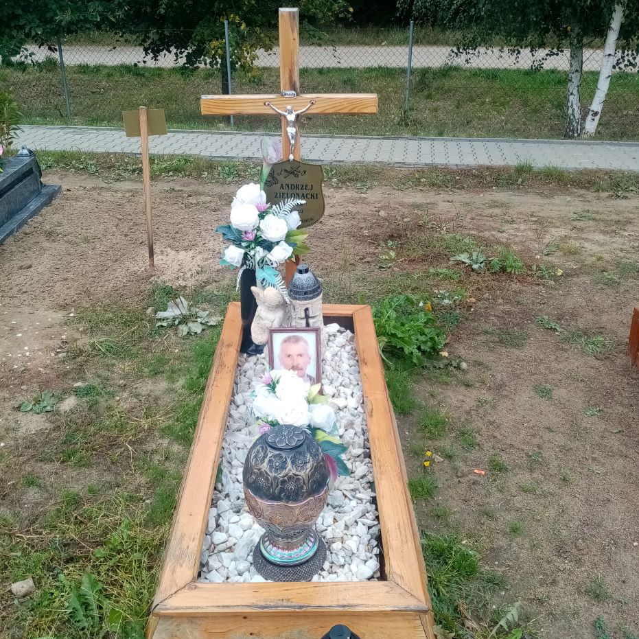 Andrzej Zielonacki 1956 Czerwonak - Grobonet - Wyszukiwarka osób pochowanych